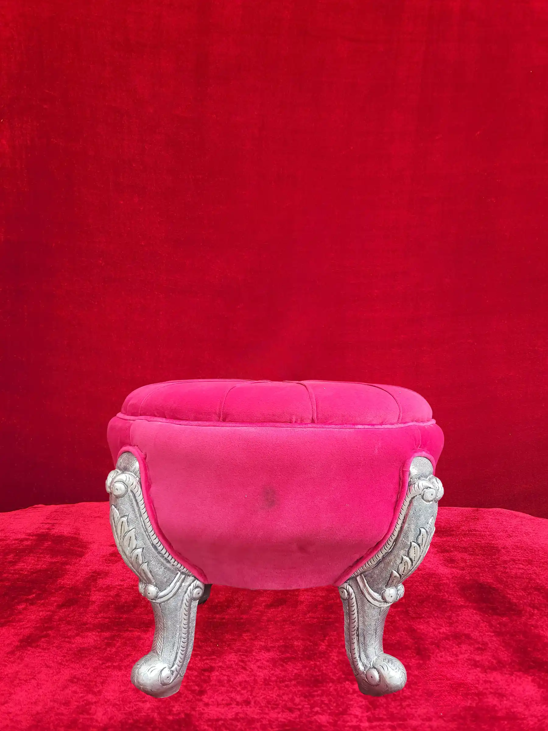 Sliver Round Cushion Bajot